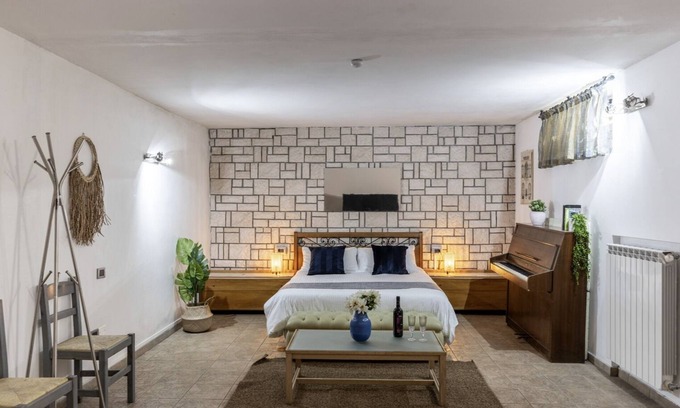 Monza Apartamento | [MONZA PARK-AUTODROME]BOUTIQUE & SPA WITH JACUZZI POOL