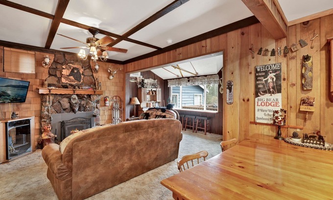 Boulder Bay Cabina | Moon Escape Family Retreat~ Castle Rock Trail Cabin~