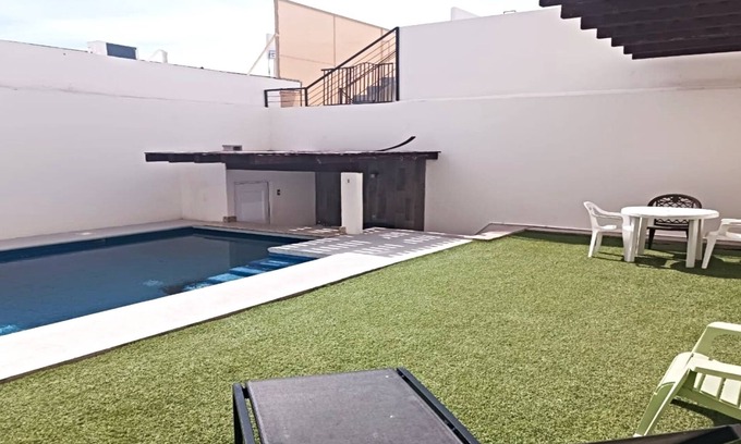 Durango Casa | Moon House F4: Spacious 3-Bdr House in Downtown