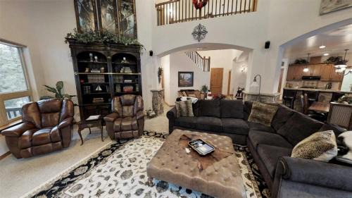Red River Casa | Moon River - Secluded - Washer - Dryer - Hot Tub - WiFi - Fireplace