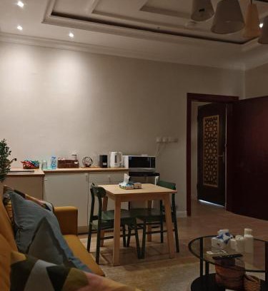 Tabuk Apartamento | Moon Shade