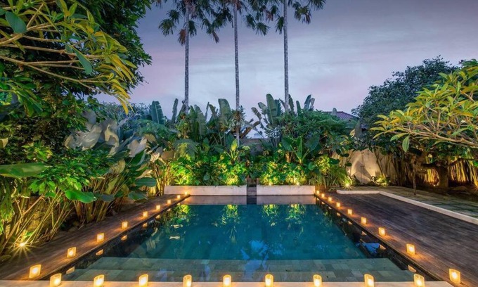 Mas Villa | Moon Villa