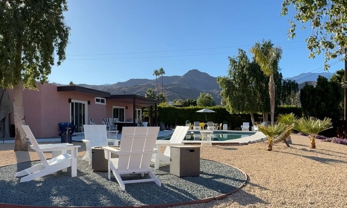 Cathedral City Cove Casa | Moonlight Cove Modern: Set atop the foothills with 360° valley & mountain views