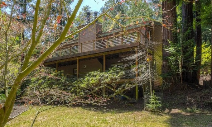 Gualala Casa | Moonrise Forest Retreat~Game Room~Bonus Space~EV