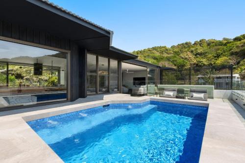 Byron Bay Casa | Moonrise & Starfall - twin Wategos luxury retreats