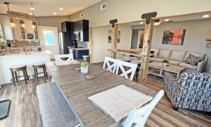 Grand Isle Casa | Moonstruck Crab - Beachfront - Island Realty