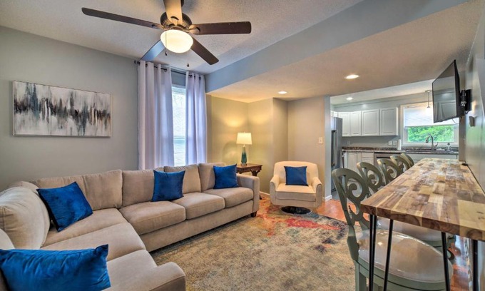Morgantown Casa | Morgantown Home with Deck about 2 Mi to WV University!