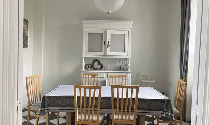 Morlaix Casa | Morlaix, town house with garden and jacuzzi, ideal for family vacations
