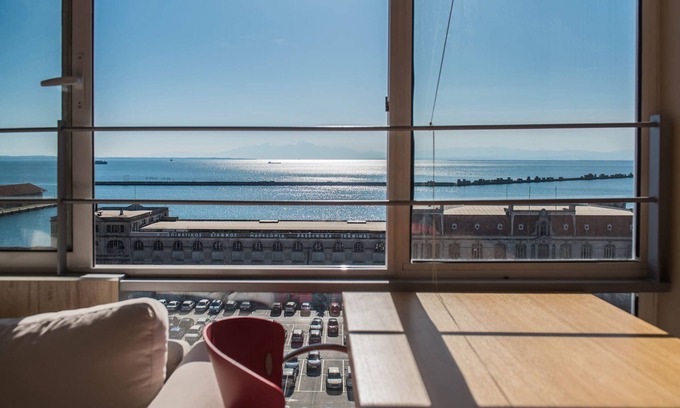 Ladadika Apartamento | Morrison Apt by halu! Apartments