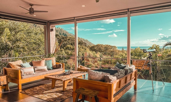 Downtown Honolulu Casa | Most Contemporary Estate in the heart of Honolulu Luxury Living