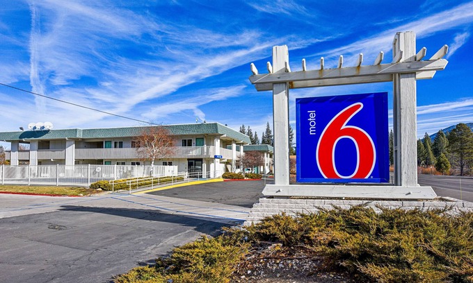 South Lake Tahoe Hotel | Motel 6 South Lake Tahoe, CA