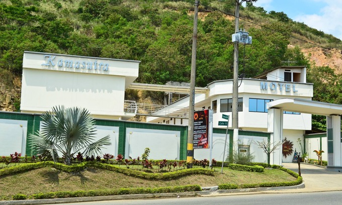 Yumbo Casa | Motel Kamasutra Y Restaurante Torettos