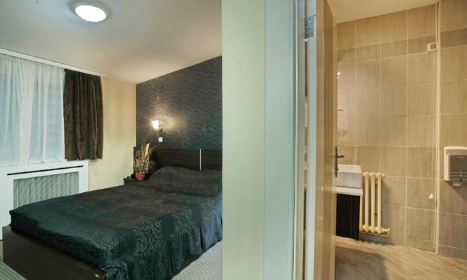 Mladenovac Hotel | Motel Knez