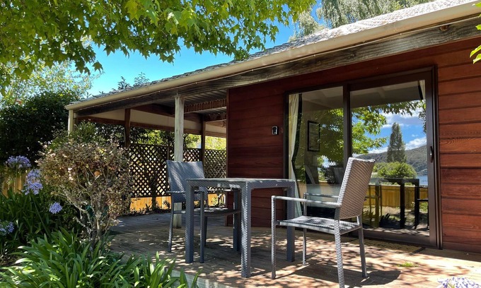 Motuoapa Cabaña | Motuoapa Bay Chalets