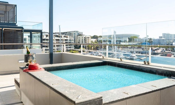 Victoria and Alfred Waterfront Apartamento | Mouille Penthouse - Tres Habitaciones Piso, Capacidad 6