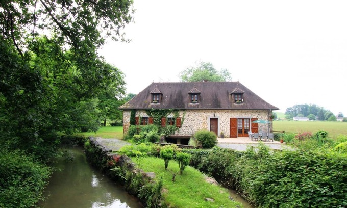 Lay-Lamidou Casa | Moulin Gratia - Lay-lamidou