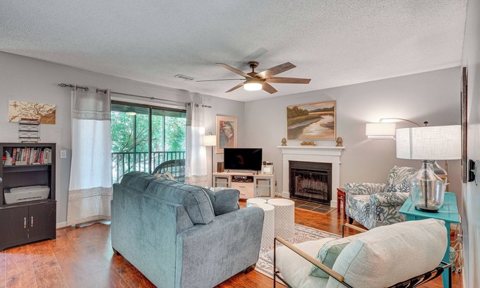 Mount Pleasant Condominio | Mount Pleasant Condo - Cerca de Charleston y las playas!