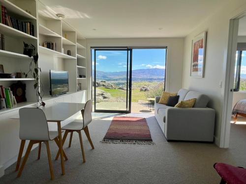 Alexandra Apartamento | Mountain and river view retreat