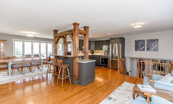 Creemore Casa | Mountain Ash Farm Country Manor