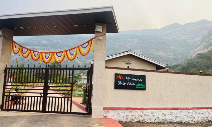 Karjat Casa | MOUNTAIN BLISS VILLA