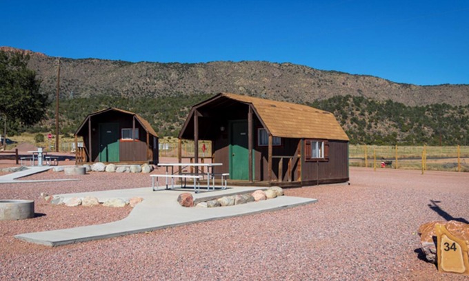 Canon City Cabina | Mountain Cabin Stay | BBQ & Picnic Area | Near Royal Gorge Bridge & Park