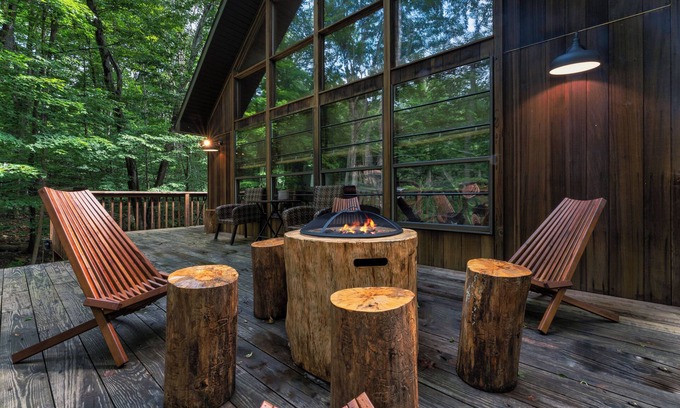 Gouldsboro Chalet De Esquí | Mountain Cabin: Outdoor Pool & Lake Access, Sauna