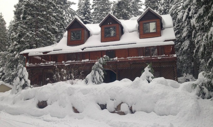 Mount Shasta Chalet De Esquí | Chalet de montaña en 6 acres en el monte. Shasta