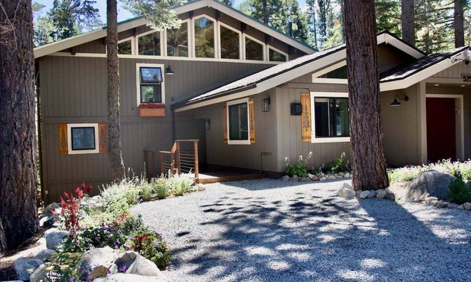 Chamberlands Casa | Mountain Dream in Homewood - Chamberlands