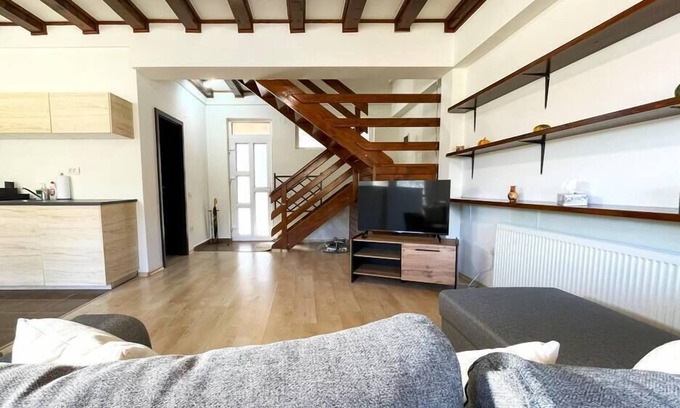 Busteni Casa | Mountain Escape Chalet