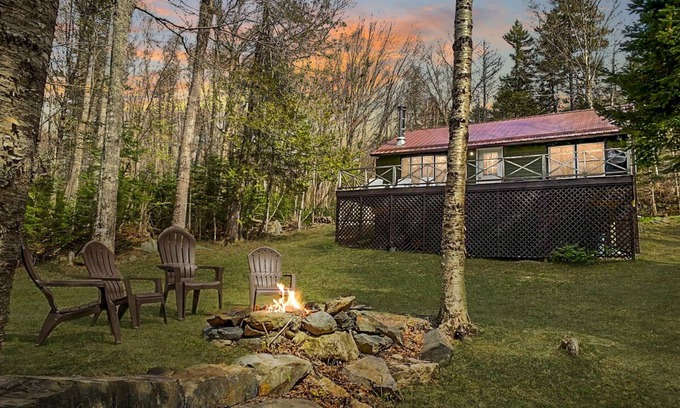 Greenville Cabina | Mountain Escape (Waterfront on Lower Wilson Pond!)