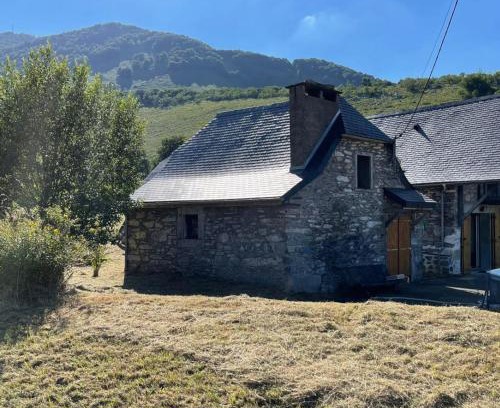 Segus Chalet De Esquí | Mountain guest house