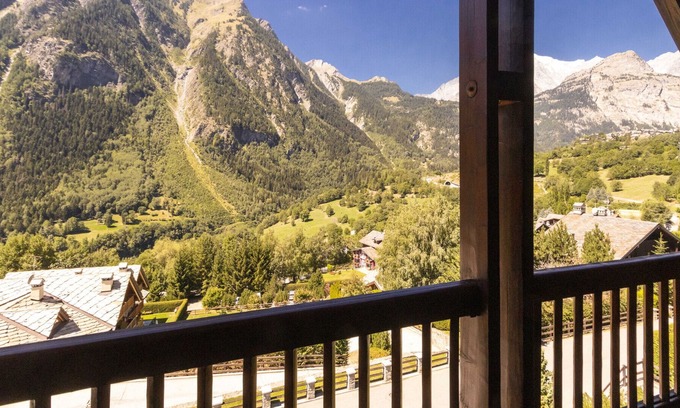 Pallusieux Apartamento | MOUNTAIN HOLIDAYS Roomy & Comfy Panoramic Apt x5