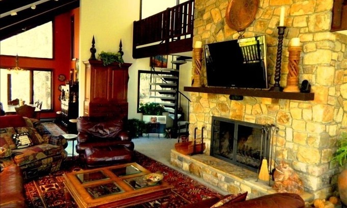 Grandfather Casa | Mountain Paradise dentro del Grandfather Golf and Country Club Resort