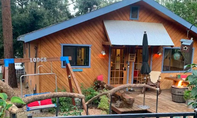 Wrightwood Apartamento | Wheelchair Access, Near Ski & Snow Play, Pets OK!