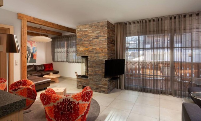 Kaprun Apartamento | Mountain Resort C15 by Interhome