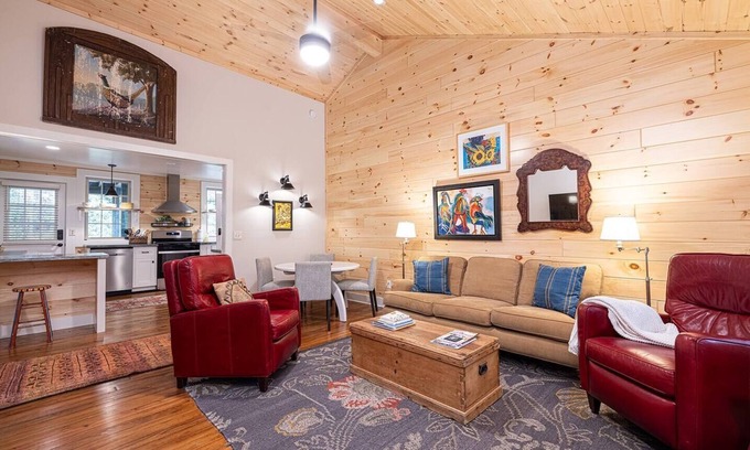 Mountain Rest Cabina | Mountain Rest Cottage Ivy Suite