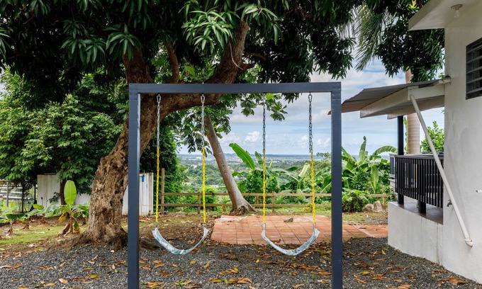 Jimenez Casa | Mountain Retreat House with Pool in El Yunque