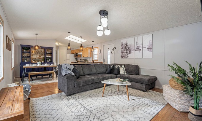 Blairmore Casa | Mountain Time | 30 Day Min |