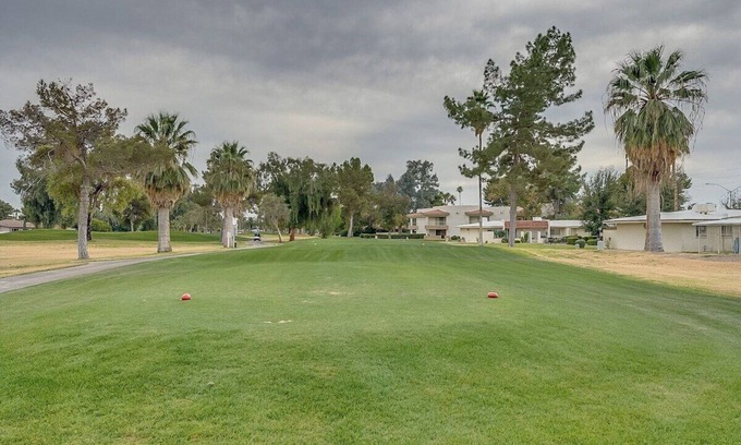 Golden Hills Condominio | Escapada a Mountain View: ¡justo en el campo de golf! Las parejas perfectas escapan!