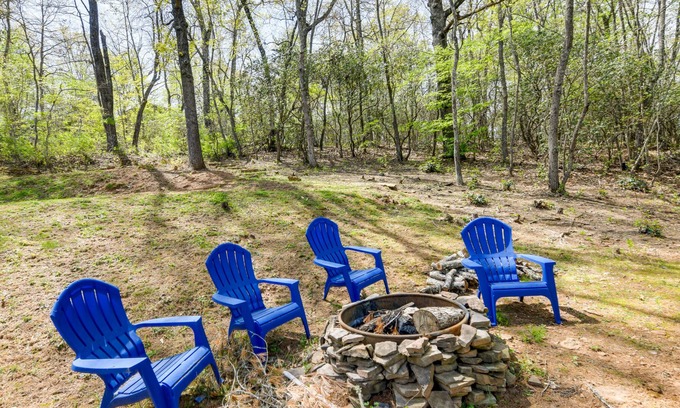 Franklin Cabina | Mountain View Home in Franklin < 9 Mi to Gem Mine!