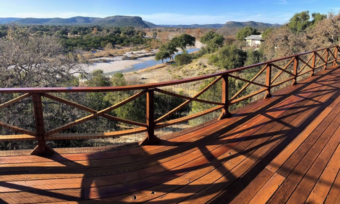 Barksdale Cabina | Mountain View Lodge- Riverfront 23-Acre Ranch