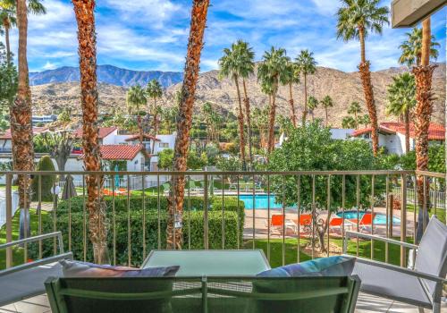 Canyon Corridor Apartamento | Mountain View Modern Condo Permit# 4340