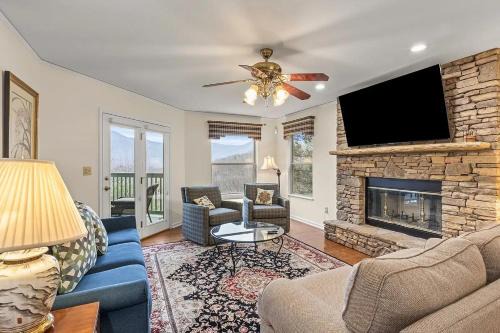 Chalet Village Casa | Mountain View Paradise by Avada Properties