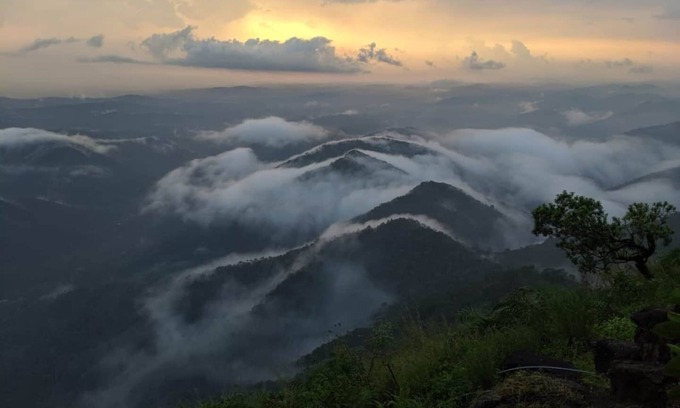 Vagamon Cabaña | Mountain Villa - Stone Cottage