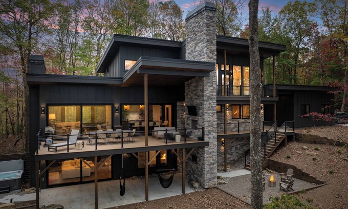 Brevard Casa | Mountain Zen Retreat Sauna Fire Pit Game Deck