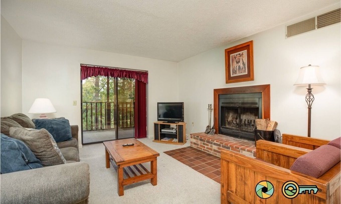 Basye Condominio | Mountainside Retreat Condo (#2-202) | Ground-level | Quiet & secluded