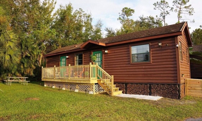Kissimmee Cabina | Mouse House Cabin: Disney's Legacy Fort Wilderness Cabin in Kissimmee