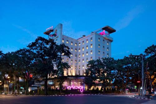 Bandung Hotel | MOXY Bandung