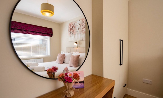 Galway City Centre Apartamento | Modern Retreat on Sandy Road