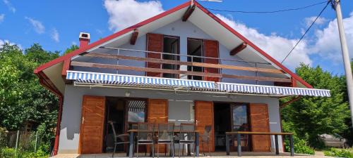 Generalski Stol Casa | Mrežnica - Zelena oaza